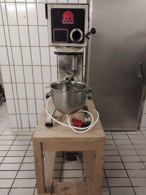 Knetmaschine 20 l