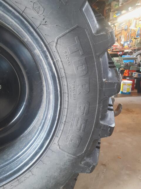2 Ascenso Reifen 480/65R28 für Fendt 200 Serie