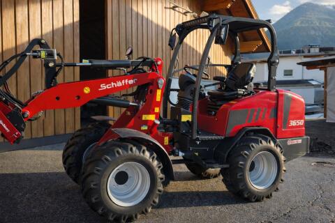 Hoflader Schäffer 3650