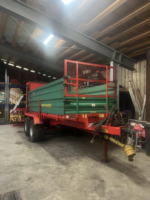 Kirchner Miststreuer