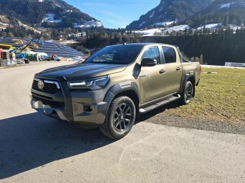 Toyota Hilux Invincible