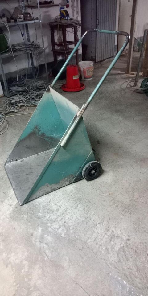 Getreide-Schüttwagen