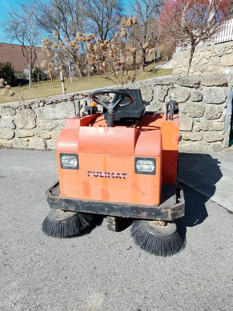 Kehrmaschine Pulimat