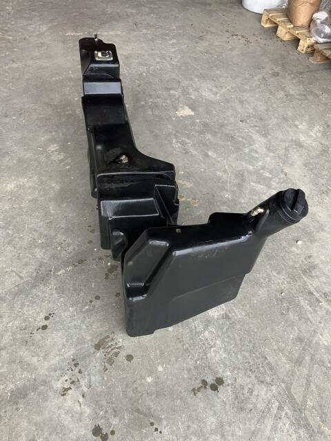Verkaufe Kraftstofftank New Holland T5030