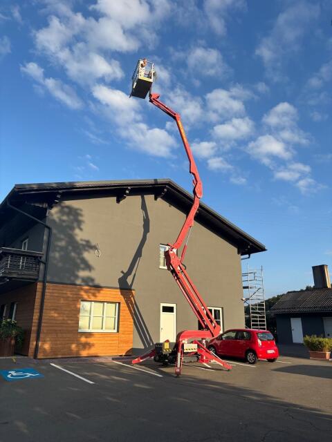 Arbeitsbühne Steiger