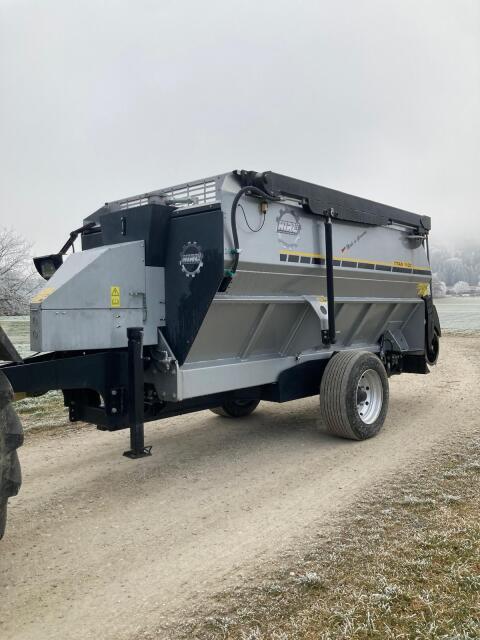 Hirl Futtermischwagen Titan 1202