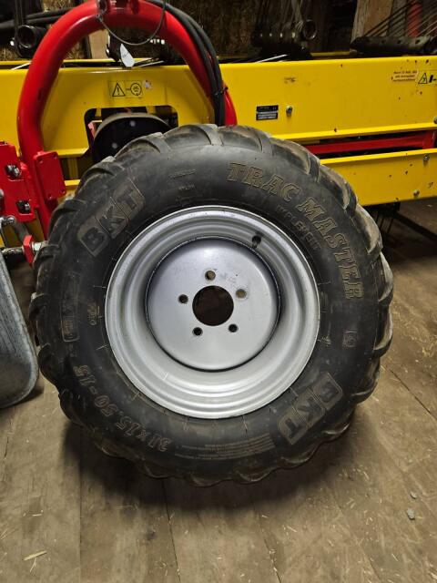 Aebi TT211 Reifen inkl. Felgen