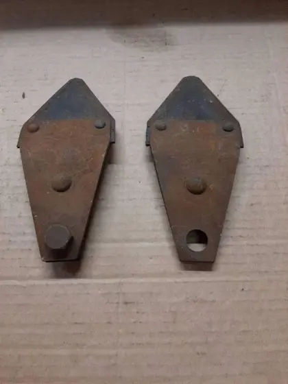 2 Messerhalter Strohhäcksler Claas