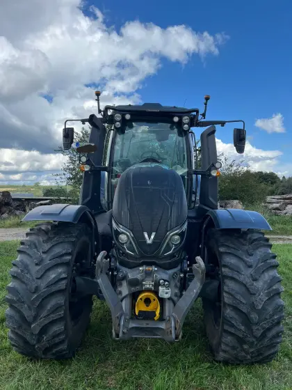 Valtra T234 Direct Forsttraktor / Forstschlepper T234 Direct