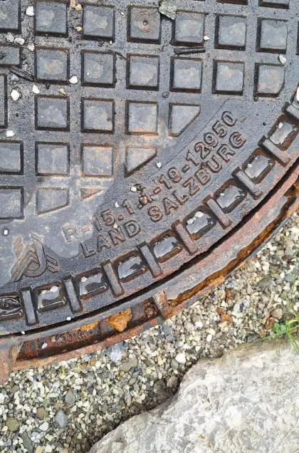 Schachtabdeckung für Asphaltbelag