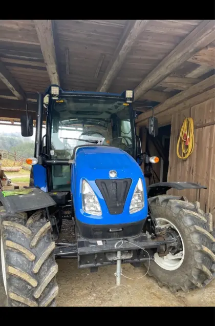 New Holland T4 75s