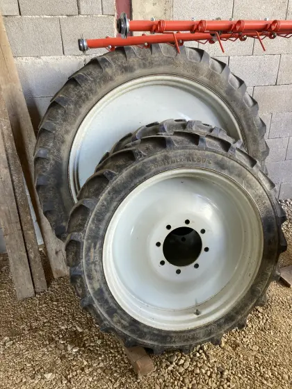 Steyr 9095 MT, Kulturreifen, Felgen 270/80 R32, 270/95 R46 MT