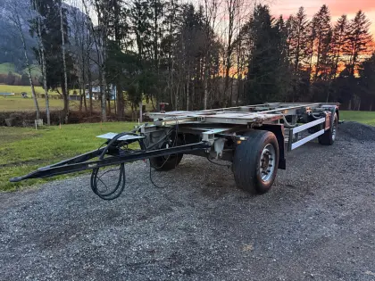 Lafette Wechselbrückenanhänger Ballenwagen