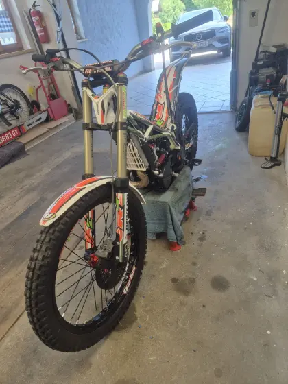 Trial Vertigo Vertikal R3 300ccm Bj. 2021