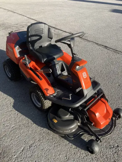 Husqvarna Rider 216 AWD 4x4