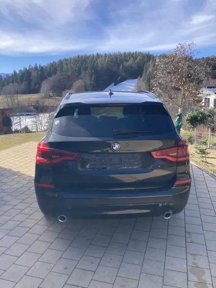BMW X3Drive20d Advantage zu verkaufen