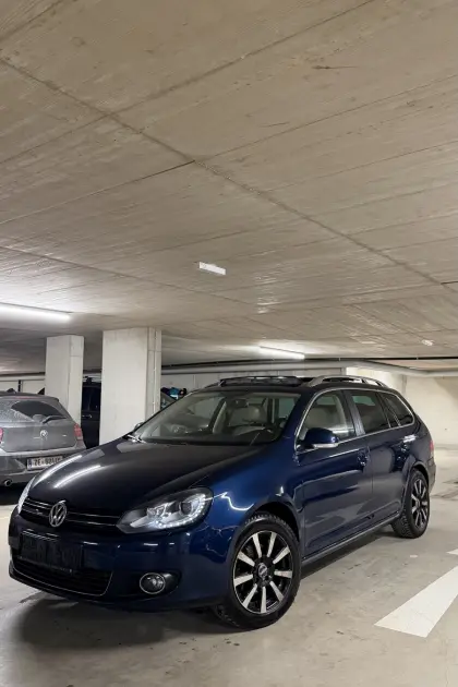 VW Golf Kombi 1.6TDi DSG