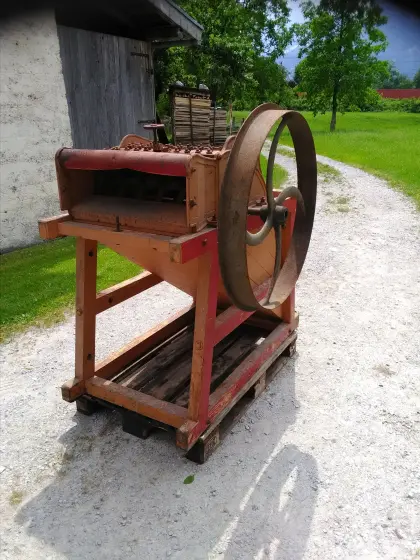 Kartoffelroder, Dreschmaschine, Windmühle Hofherr HKR