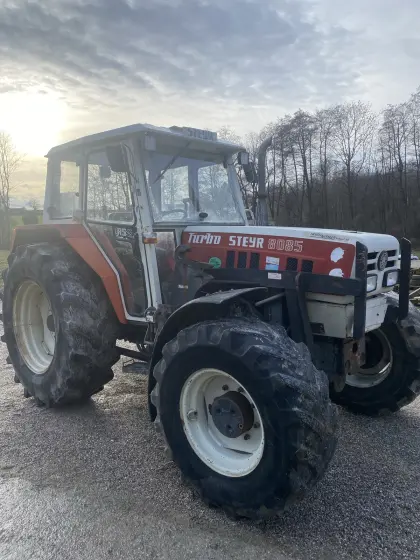 Steyr 8085 Turbo mit Hydrac Frontlader