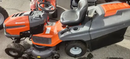 Rasenmähertraktor Husqvarna CTH 194