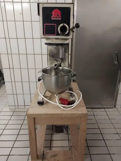 Knetmaschine 20 l