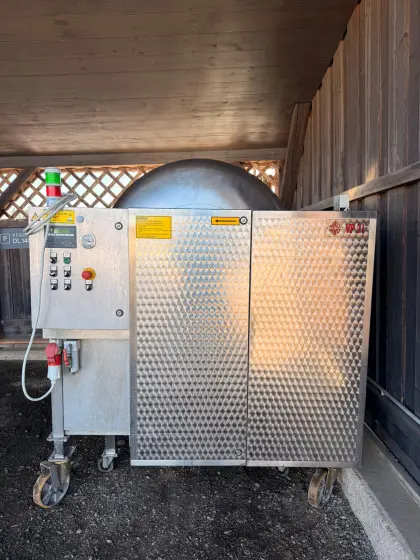 Weinpresse Sraml NIKO VP21 (2.100 l) – Top Zustand – € 10.000,-