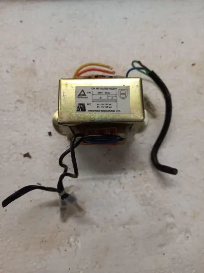 Lampen Trafo 220 V Ausgang 9/12 V