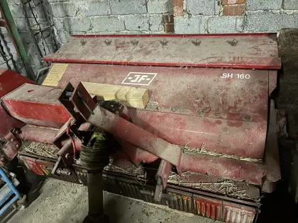 JF SH160 Strohhäcksler und Schlegelmulcher
