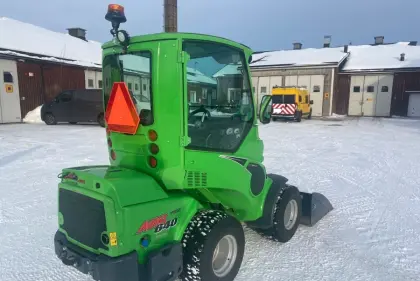 Kompaktlader Avant 640