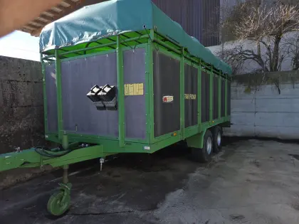 Viehanhänger Tandem mit Druckluftbremse