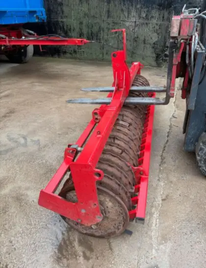 Walze Kerner/Horsch Crackermühle