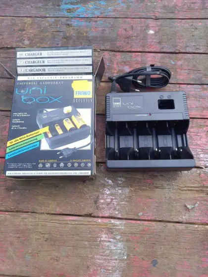 Batterie-Akku-Ladegerät Uni Box Exclusiv