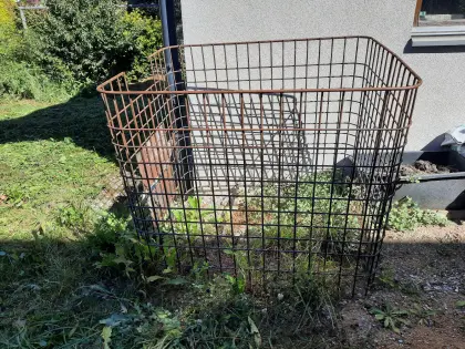 Regenwassertank mit Gitter