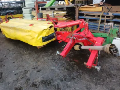Mähwerk Pöttinger Novadisc 305