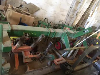 Maishackgerät Heger 4-reihig