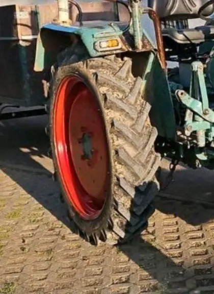 Komplettreifen 8x32 Kramer KL 300