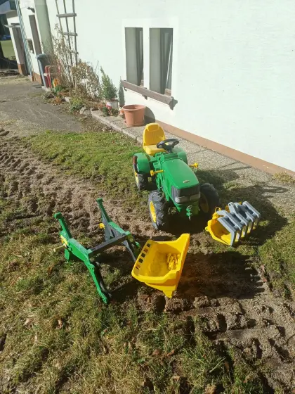 Trettraktor mit Luftreifen