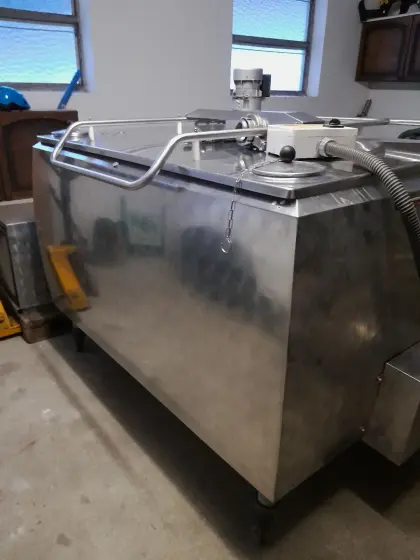 Milchtank 1.200 l