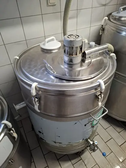Verkaufe Milchtank Typ 300