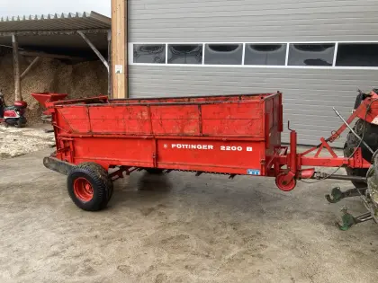 Pöttinger 2200B Miststreuer