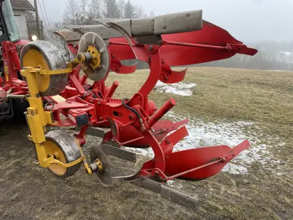 Pöttinger 3-Scharr-Pflug mit Steinsicherung