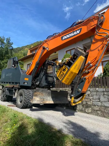 Radbagger Doosan DX210W-5 mit Prozessor Koller P60