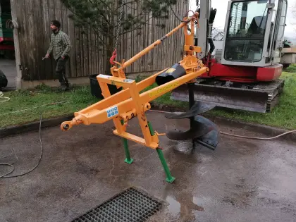 Erdbohrer für Traktor Hubwerk inkl. Gelenkwelle
