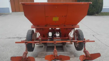 Kartoffellegemaschine 2-reihig Underhaug