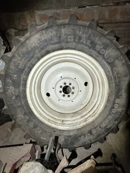 600/65 R38 Reifen inkl. Felge 2 Stk.