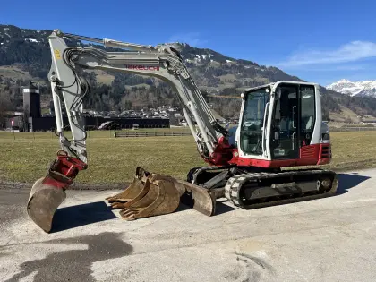 Takeuchi TB290 Bagger Powertilt