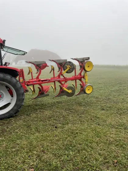 Pflug Pöttinger Servo 2