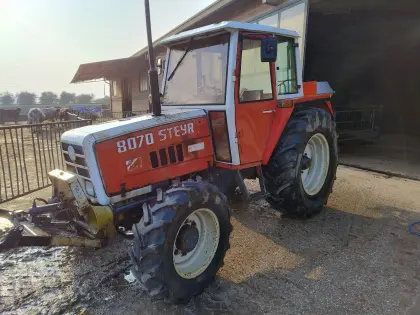 Steyr 8070