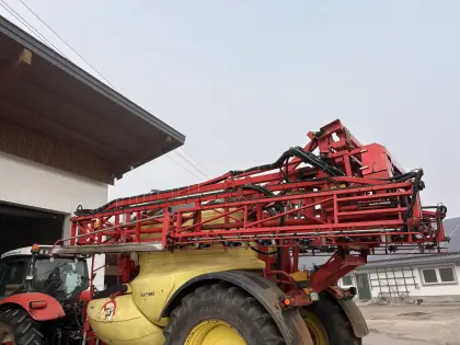 Spritzgestänge Kverneland Rau Phoenix Pflanzenschutzspritze