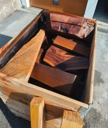 Edelhölzer Edelholzreste